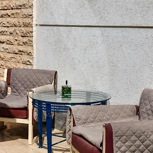 אופק במדבר בית אירוח